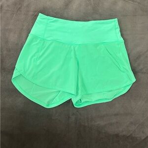 LULULEMON GREEN SHORTS